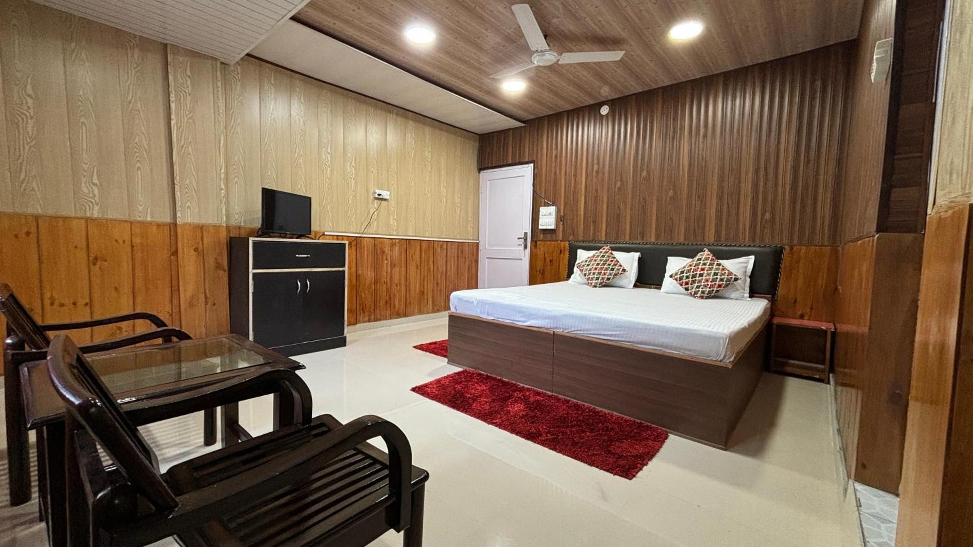 Hotel Ekant Lodge McLeod Ganj Buitenkant foto
